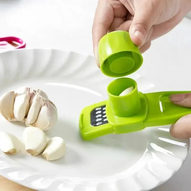 Mini garlic chopper --Easy Kitchen Vegetable Cutter